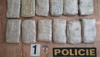 Skupina měla zásobovat Čechy pervitinem a heroinem. Její šéf je na Balkáně
