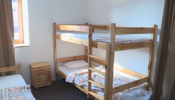 Podpora uprchlíků z Ukrajiny se změnila. Stát už nechce všem hradit ubytování