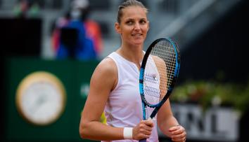 Djokovič vyhrál dva tříseťáky v jeden den, Plíšková je v Římě opět ve finále