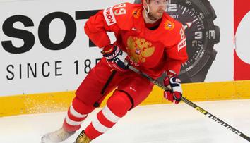 Něsterov se vrací zpátky za moře, Rossi podepsal kontrakt s Wild