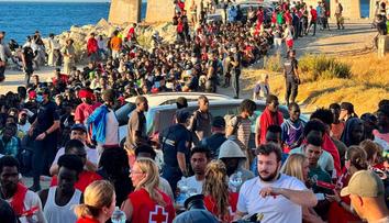 Nápor migrantů odhalil slabinu Španělska. Bojí se o své území