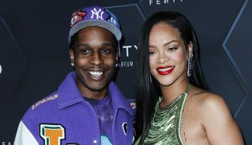 Rihanna se pochlubila fotkou novorozené holčičky. Vypadá jako panenka