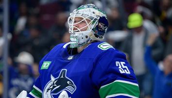 Komplikace pro Vancouver. Přišel o zraněného brankáře Demka