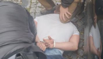 Muž čelí obžalobě z vraždy ženy v Hradci. Měl ji rdousit a posypat žíravinou