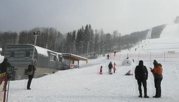Jeseníky i Dolní Morava zahajují lyžařskou sezónu, na své si přijdou i běžkaři