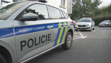 Policie naléhavě pátrala po seniorovi v ohrožení života. Našla ho na nádraží