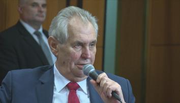 Zveřejnili detaily o Zemanově operaci. Exprezident zůstává v nemocnici