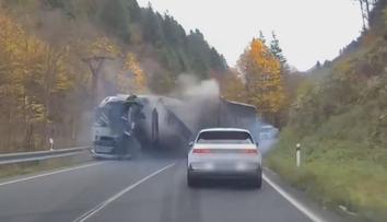 Hororovou nehodu na Slovensku zachytily kamery. Podruhé jsem se narodil, říká řidič