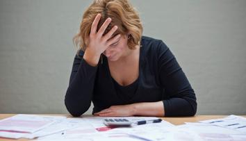 Jsem z toho na prášky, pláče Zuzana. Úřad přiznal, že se superdávkou jsou problémy