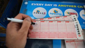 Padl rekordní jackpot, vítěz americké loterie získá téměř 50 miliard korun