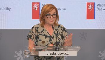Sněmovna schválila novou EET. Bude jednodušší, slibuje Schillerová