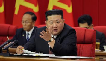 Kim Čong-un se ostře pustil do NATO. Zazněla slova o válce