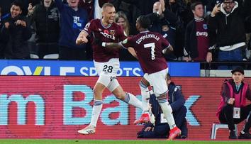 Souček vyrovnal ligový rekord Bergera. West Ham klíčový duel zvládl