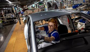 Jakou životnost mají elektromobily? Studie porovnala miliony aut na baterky, benzín i naftu