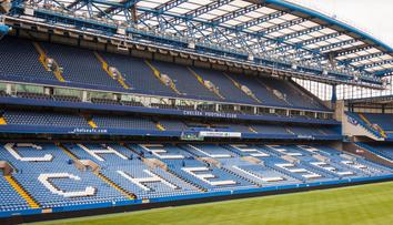 Chelsea v problémech. V minulosti obcházela pravidla, klub se federaci udal sám