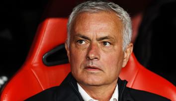 Turecké angažmá vyšlo draho. Mourinho nechal v hotelu obrovskou sekeru