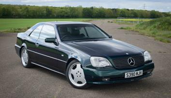 20 let starý mercedes za 2,7 milionu? Patřil brunejskému sultánovi! FOTO