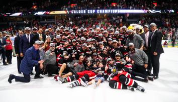 Calder Cup vyhráli Grand Rapids. Výhru řídili Češi Frk s Noskem!