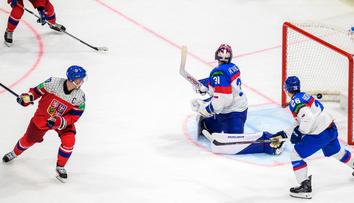 Češi ovládli derby se Slovenskem, kapitán Červenka rozhodl fotbalově