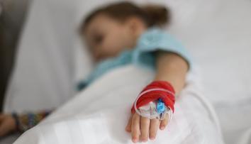 Miu (5) bolelo bříško. Diagnóza lékařů ale byla horší, rodiče tomu nemohou uvěřit