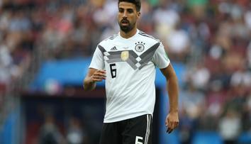 Úprk do Anglie. Záložník Khedira by si mohl zahrát Premier League