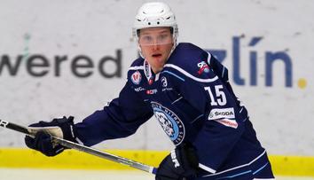 Buček z KHL do Třince? Na tým se snáší kritika. Je mi z vás špatně, říká expert