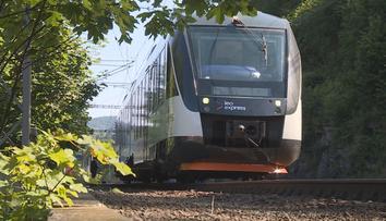 Dva vlaky na Žambersku jely proti sobě, strojvedoucí chyboval