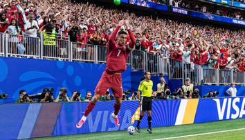 Dvougólový Ronaldo odstartoval demolici. Portugalci přejeli Uzbekistán