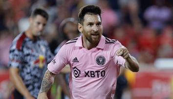 Messi vyhrál díky doplňkovému pravidlu. Souček s Šilhavým volili jinak