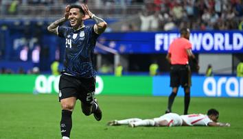 Jako přes kopírák. Argentina setnula Anglii akcí, kterou si vyzkoušela už v Kataru