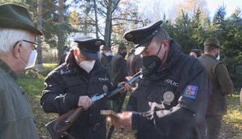 Lovecká sezóna je v plném proudu. Pohotovost mají i policisté