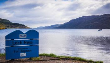 Existuje lochnesská příšera? Turisté natočili další záhadné video!