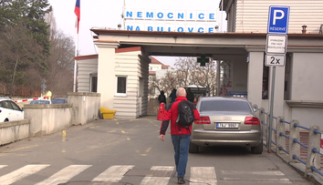 Nemocnice na Bulovce nebrala pacienty v kritickém stavu. Neměla lékaře