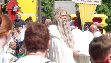 Tradiční biblický průvod v Bruggách. Na slavnost dorazilo 60 tisíc lidí