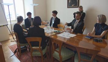 Studenti si vyzkoušeli práci velvyslanců. Jednali a nahlédli i do zákulisí ambasád