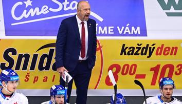Modrý končí v hokejových Budějovicích. Týmu pomůže i bývalý útočník Novotný