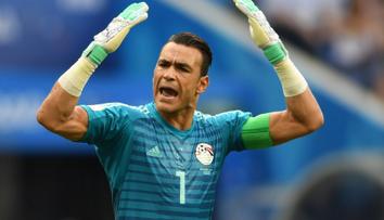 45 let a 161 dnů! Brankářský rekordman pověsil kopačky na hřebík!