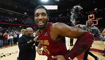 Famózní show Mitchella v NBA. Tolik bodů dal naposledy Kobe