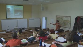 Lékařská fakulta v Ostravě nemůže přijímat studenty. Nemá akreditaci