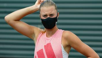 Tenistka čelí na Wimbledonu nejvyšší pokutě, její příbuzný se popral