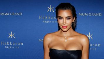 Kim Kardashian v ohrožení života. Přepadli ji maskovaní lupiči!