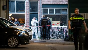Slavného novináře někdo střelil do hlavy v centru Amsterdamu