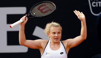 Parádní den pro český tenis. Po Fruhvirtové vyválčila titul i Siniaková
