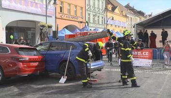 Hasiči z Česka i zahraničí míří do Chomutova. Čeká je mistrovství ve vyprošťování