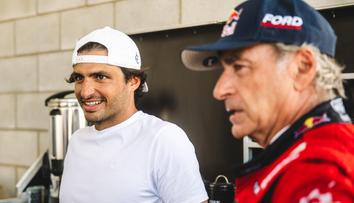 Formulový princ v šoku. Sainz senior rozklepal syna v dakarské bestii