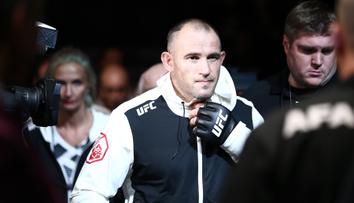 Olejnik na UFC 249 nepoletí! Místo toho sám v autě odřídí přes 400 km