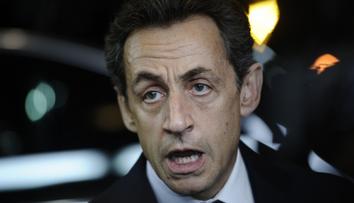 Francouzský exprezident Sarkozy prohrál soud. Za korupci dostal tříletý trest