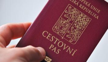 Cestovatelé jsou více uvědomělí. Vědí, že očkování se vyplatí, říká expert