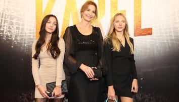Ivana, Charlotte a Nelly posílají vzkaz do nebe. Chybíš nám, píší Gottovi