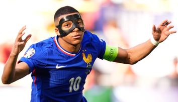 Mbappé: Hrát v masce je opravdu těžké, nesnáším to. Vím, že proti Belgii budu cíl